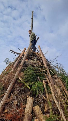 cb61d566-ec9b-462c-a5d0-a949b1d3dc18